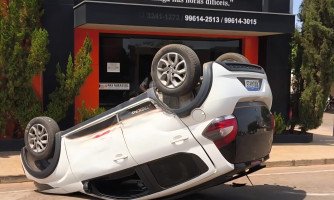 Acidente no centro de Mirassol D’Oeste deixa motorista ferida