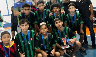 Atletas de Quatro Marcos conquistam vice-campeonato no futsal sub-14 da 9ª Copa José Figueiredo