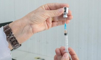 Cobertura vacinal contra Covid-19 em Mato Grosso preocupa; 23 óbitos de janeiro a agosto