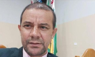 Vereador cobra explicações sobre paralisação da EJA em São José dos Quatro Marcos