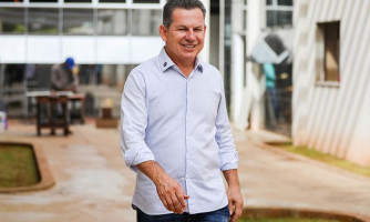 Mauro Mendes deixa governo e mira disputa ao Senado em cenário aberto e competitivo