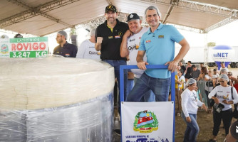 Deputado Beto Dois a Um prestigia Festa do Queijo e reforça apoio à cadeia leiteira em Curvelândia