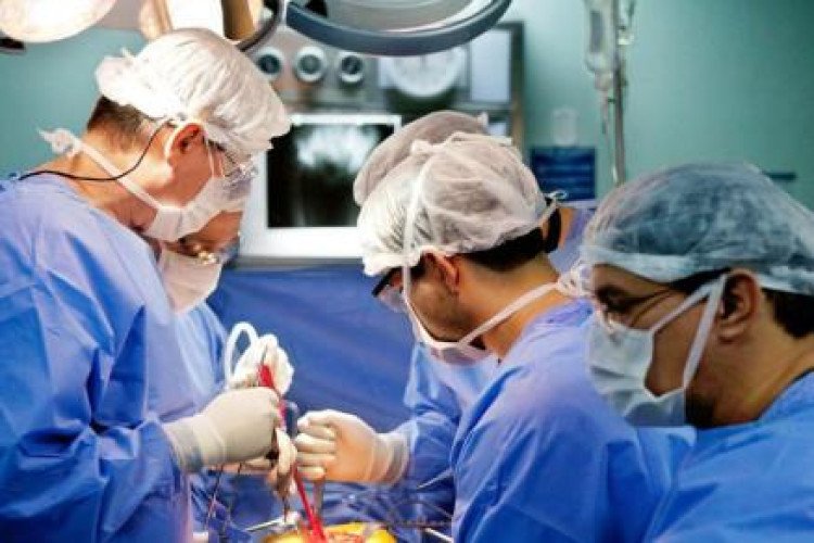 Com 17% da população, Cuiabá tem 48% dos médicos de MT