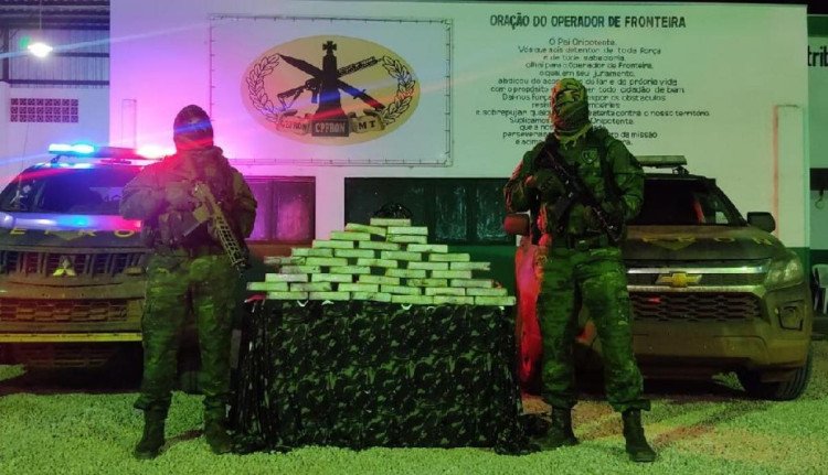 Em Vila Bela menor morre baleado pela polícia e carga milionária é apreendida