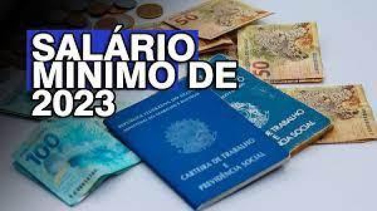 Salário mínimo deve ter novo reajuste no dia 1º maio