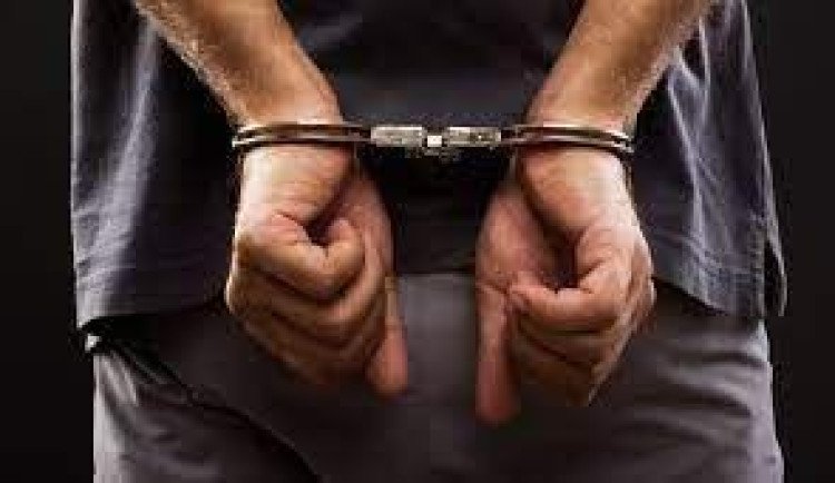 Polícia prende em Quatro Marcos homem suspeito de ser é fugitivo com penas por diversos crimes