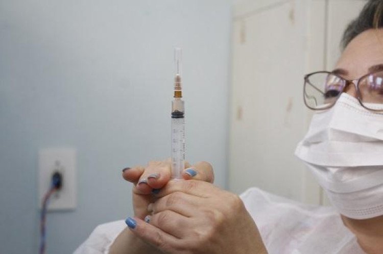 Secretaria de Saúde de Quatro Marcos iniciou nesta terça-feira a Campanha de Vacinação contra a Influenza