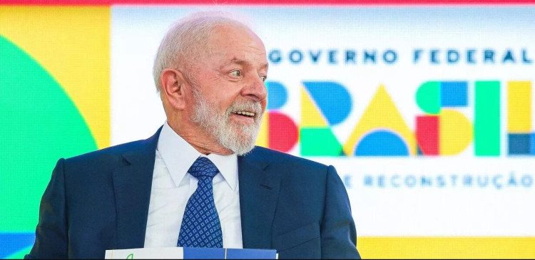 Com Lula, Brasil volta ao grupo das dez maiores economias do mundo