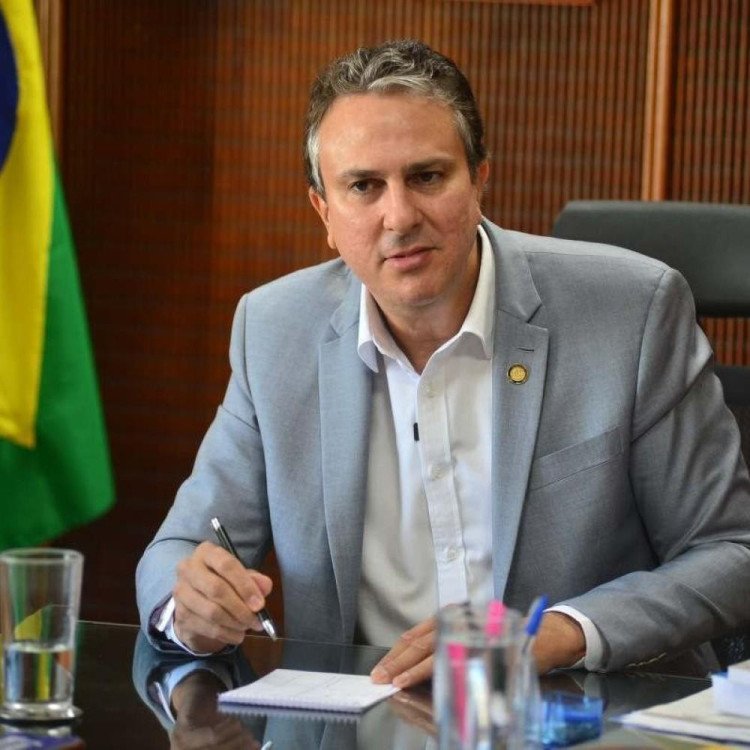 Ministério da Educação anuncia reajuste no piso salarial dos professores da educação básica