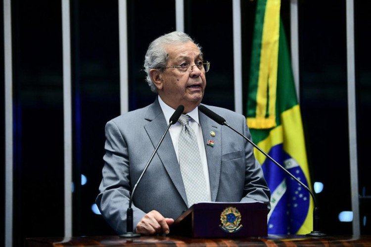Jayme Campos afirma estar preparado para disputa em 2026 e defende cautela nas definições eleitorais