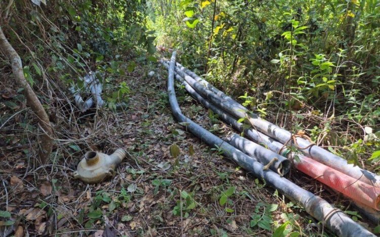 Polícia Militar desativa garimpo ilegal em área rural de Indiavaí