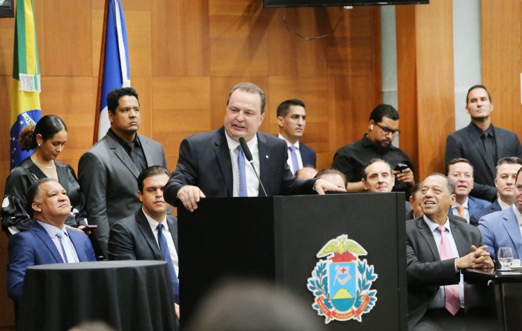 Ampliação de cadeiras no Congresso expõe contradição entre discurso e prática de parlamentares de MT