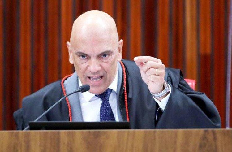 STF suspende decretos do IOF do Executivo e do Congresso em Brasília e convoca conciliação