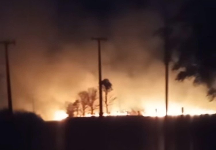 Incêndio em pastagem mobiliza atenção de moradores em Mirassol D’Oeste