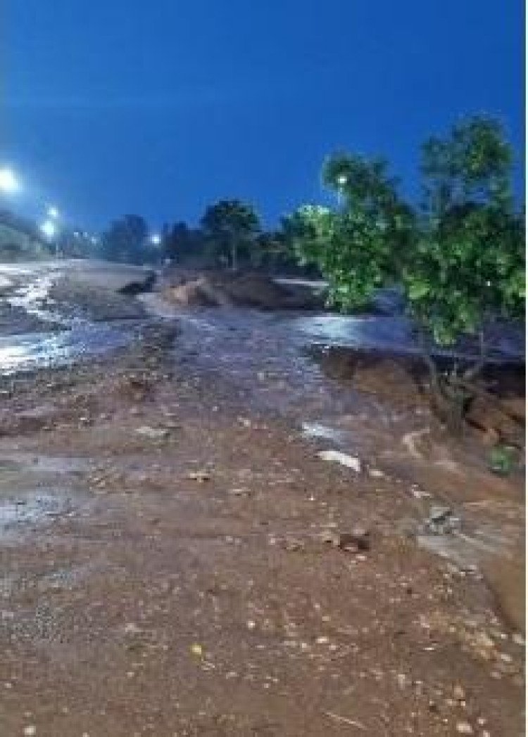 Temporal causa alagamentos e transtornos em São José dos Quatro Marcos e Mirassol D’Oeste