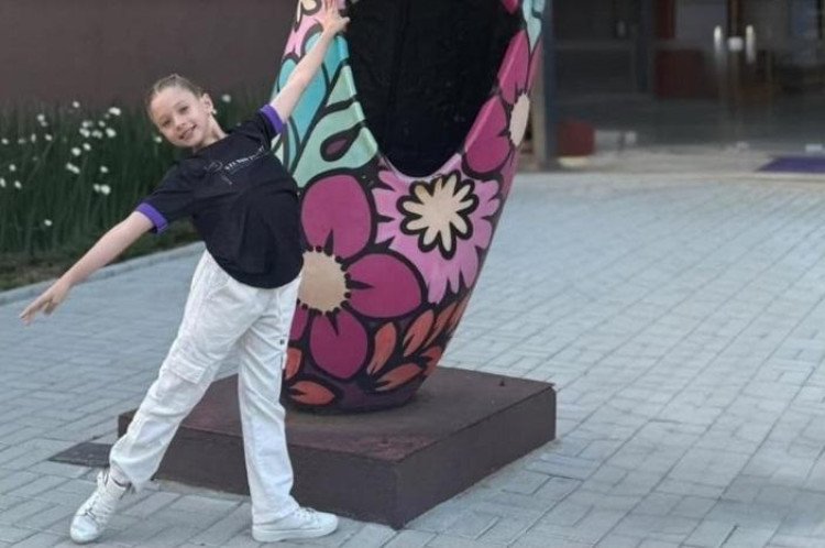 Aluna de ex-professora de ballet em Quatro Marcos conquista vaga para maior escola de teatro do mundo