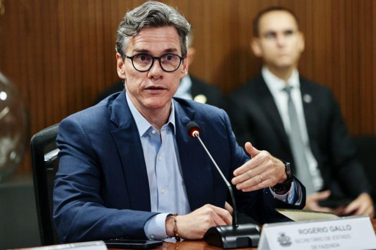 Governo de Mato Grosso contingencia orçamento do Estado após queda de arrecadação