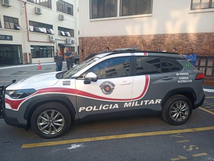 Acidente entre carro e motocicleta deixa condutor ferido em Mirassol d’Oeste