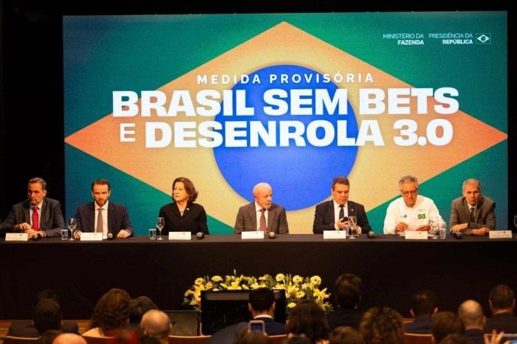 Governo anuncia etapa do Desenrola Brasil 3.0 com descontos de até 90% para quitar dívidas das pessoas