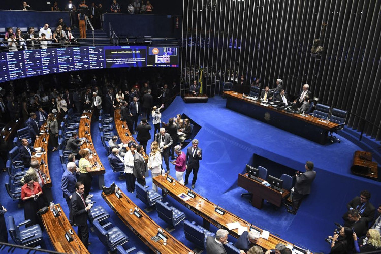 Senado aprova aumento do teto do MEI para R$ 140 mil e perdão de dívidas tributárias